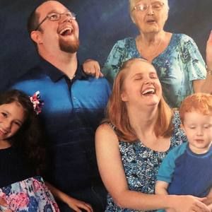 Meet your Posher, Brooke